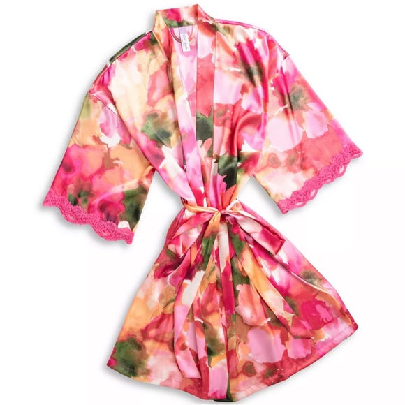 lilac & london Other - Lilac & London Floral Satin Silky Kimono Style Robe "Glam Robe" L/XL